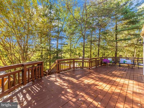 7146 Swansong Way, BETHESDA, MD, 20817-1251 | Card Image