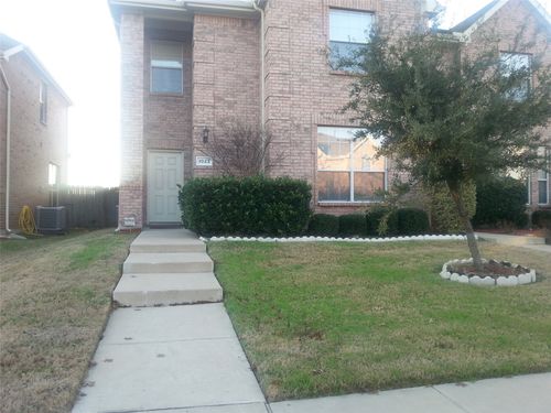 1023 Jamie Dr, Grand Prairie, TX, 75052-2733 | Card Image
