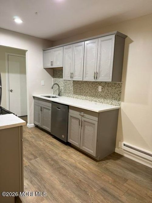 c-31 Meadow Green Cir, Manalapan, NJ, 07726-2056 | Card Image