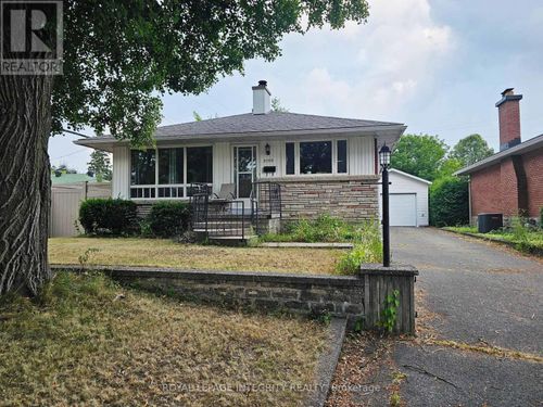 2150 Lemay Cres, Ottawa, ON, K1G2X4 | Card Image
