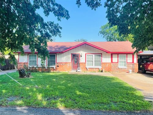 104 W Adkins St, Seagoville, TX, 75159-2804 | Card Image