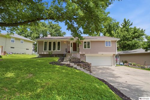 14906 M St, Omaha, NE, 68137-1320 | Card Image