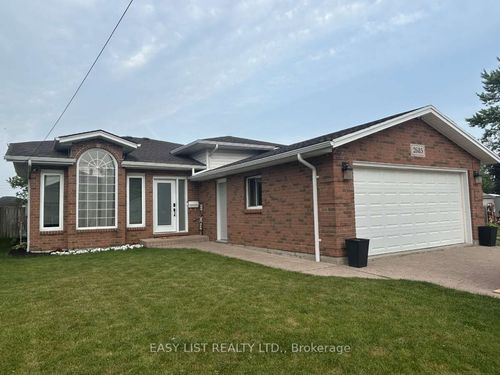 2685 Tourangeau Rd, Windsor, ON, N8W5M2 | Card Image
