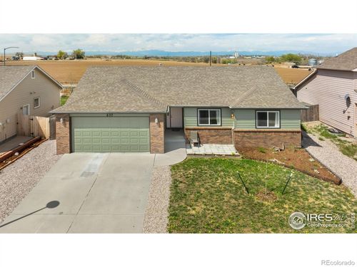 237 S Ursula Ave, Milliken, CO, 80543-8058 | Card Image