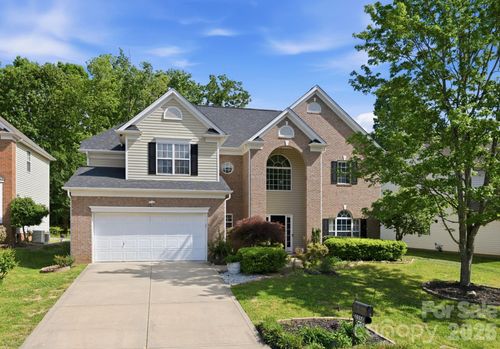 8358 Bampton Dr, Concord, NC, 28027-9522 | Card Image