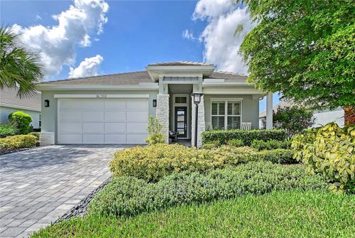 7983 Sandstar Way, SARASOTA, FL, 34240-1212 | Card Image