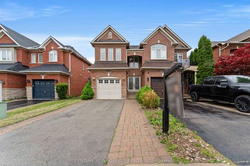 2442 Felhaber Cres, Oakville, ON, L6H7N8 | Card Image