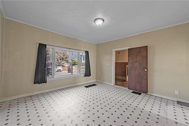 329 W North St, Home with 0 bedrooms, 0 bathrooms and null parking in Butler PA | Image 6
