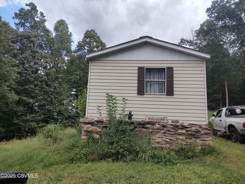 21 Stage Coach Ln, Nescopeck, PA, 18635-7800 | Card Image