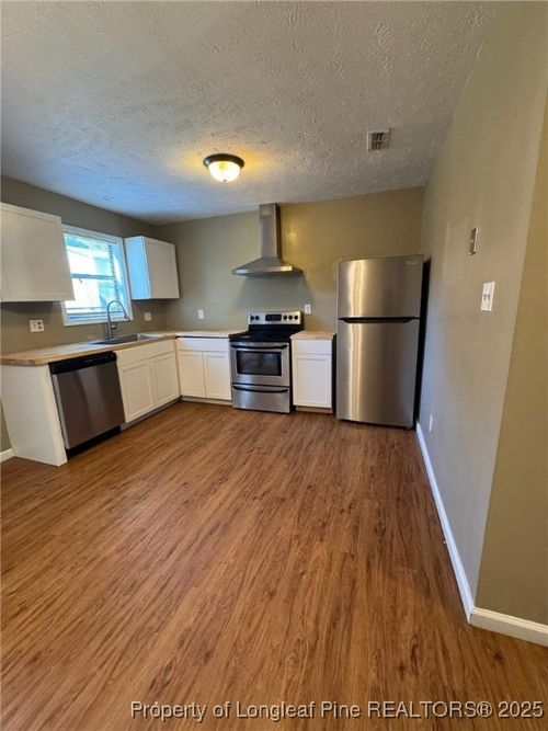 1424 Tangora Ln, Fayetteville, NC, 28304-2436 | Card Image