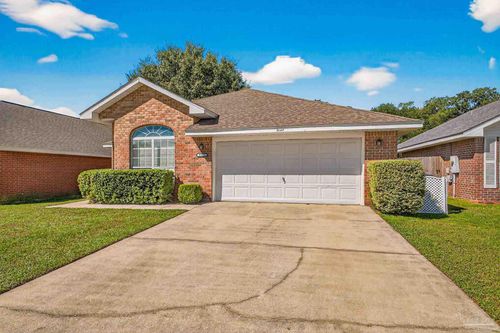5127 Cocoa Dr, Pensacola, FL, 32526-5097 | Card Image