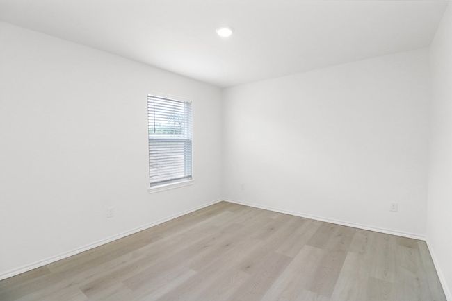 804 Bell St, House other with 3 bedrooms, 2 bathrooms and 2 parking in Coleman TX | Image 21