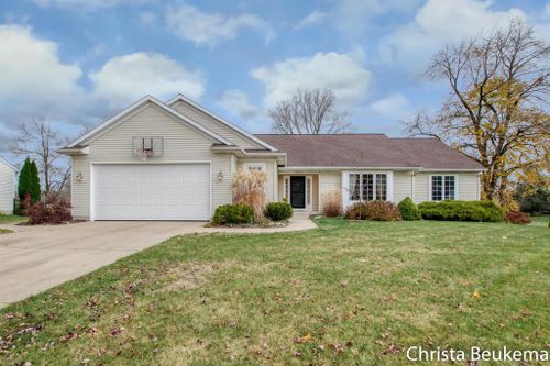 2104 Shiloh Hills Drive Se, Kentwood, MI, 49546 | Card Image