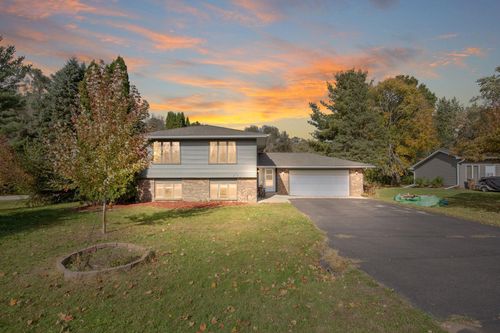 16120 6th St N, Lakeland, MN, 55043-9584 | Card Image