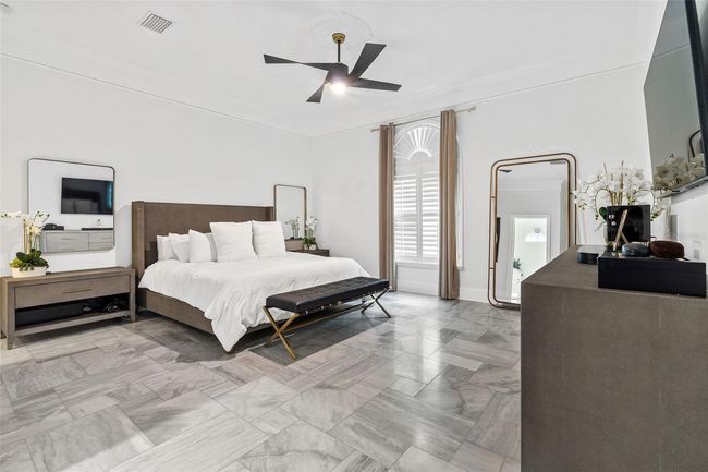 2819 Safe Harbor Dr, House other with 4 bedrooms, 5 bathrooms and null parking in Tampa FL | Image 36