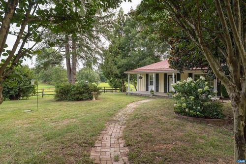 1342 James Madison Hwy, GORDONSVILLE, VA, 22942-6118 | Card Image