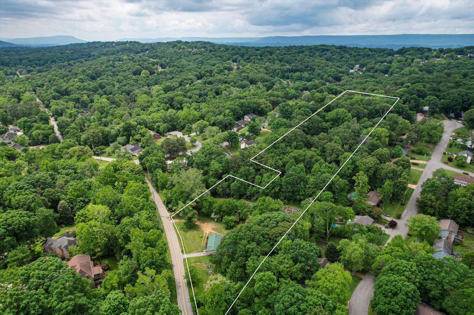 Big Ridge Rd, Hixson, TN 37343