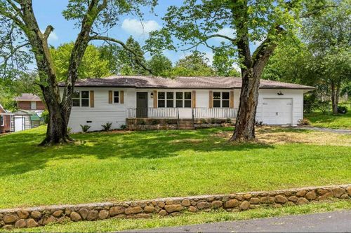 3 Abelia Ln, Chattanooga, TN, 37415-1501 | Card Image