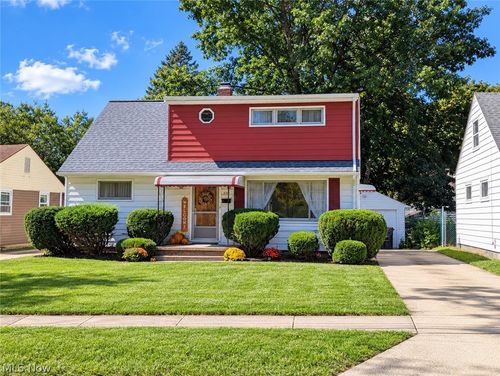 888 Caddo Avenue, Akron, OH, 44305 | Card Image