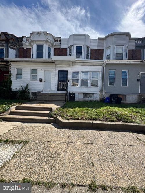 5706 Kingsessing Ave, PHILADELPHIA, PA, 19143-5520 | Card Image