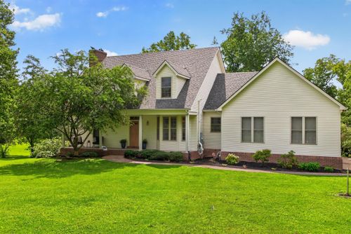 405 Lone Oak Ln, Wilmore, KY, 40390-9649 | Card Image