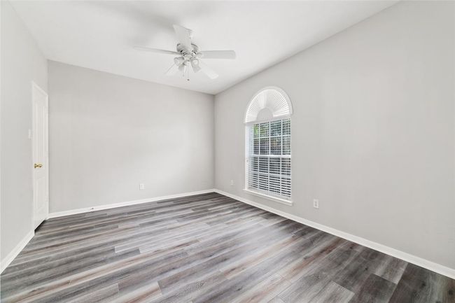 Home Office/Study or Extra bedroom w/ closet | Image 9