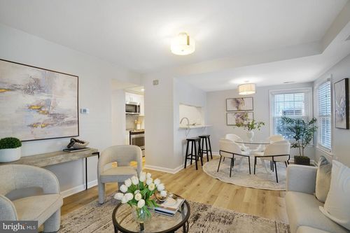 a-2929 S Woodstock Street, ARLINGTON, VA, 22206 | Card Image