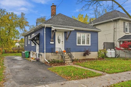 130 Maria St, Peterborough, ON, K9H1B9 | Card Image