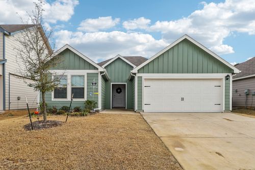 550 Burnett Trl, Canton, TX, 75103-1727 | Card Image