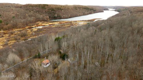 649 Creek Dr, Prompton, PA, 18456-6005 | Card Image