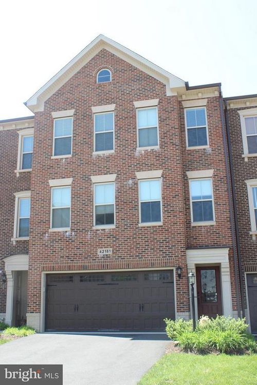 42181 Castle Ridge Sq, BRAMBLETON, VA, 20148-5771 | Card Image