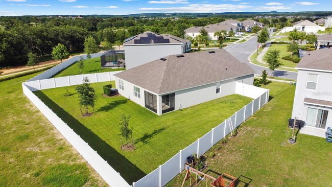 9560 Black Walnut Dr, House other with 4 bedrooms, 2 bathrooms and null parking in Clermont FL | Image 6