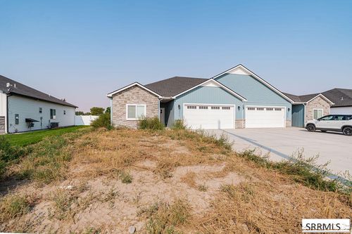 532 Zions St, Shelley, ID, 83274 | Card Image