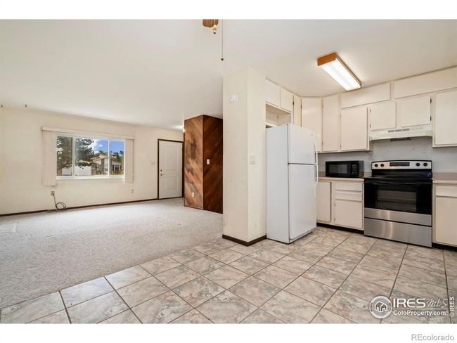 Eat-in Kitchen | Image 7