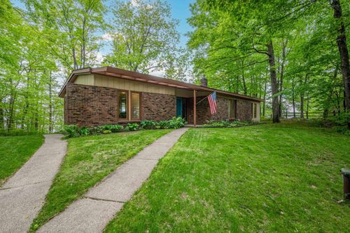 3167 Woodland Dr, Grand Rapids, MN, 55744-4707 | Card Image