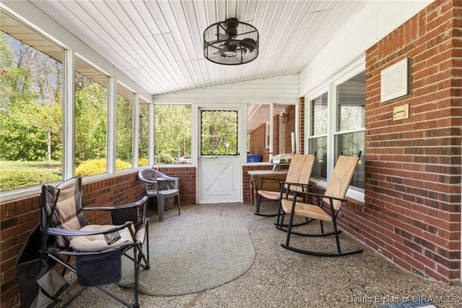 800 Yankee Way Sw, Home with 4 bedrooms, 4 bathrooms and null parking in Corydon IN | Image 9