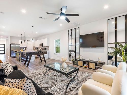 2610 Birmingham Ave, Dallas, TX, 75215-2924 | Card Image