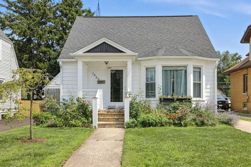 7403 23rd Ave, Kenosha, WI, 53143-5291 | Card Image