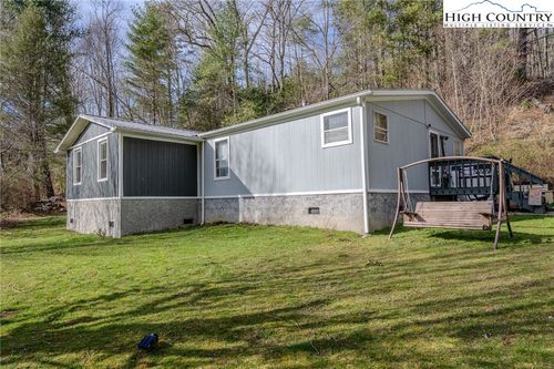 672 Upper Hanging Rock Roads, Spruce Pine, NC, 28777 | Card Image
