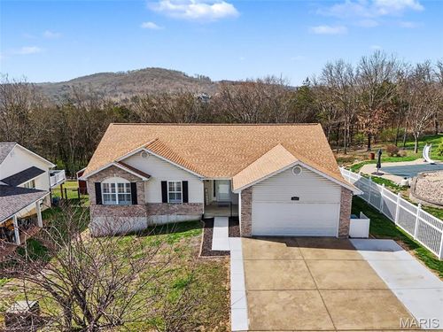 2525 Castle Pines Dr, Imperial, MO, 63052-3827 | Card Image