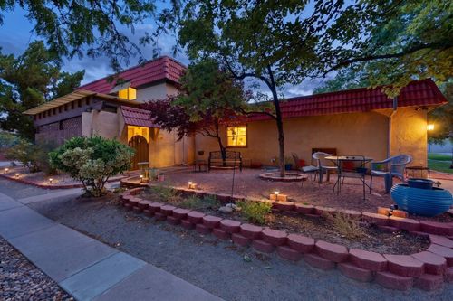 15b-8424 Chambers Ct Ne, Albuquerque, NM, 87111-2164 | Card Image