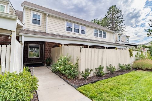 67 W Pheasantbrook Dr, Centerville, UT, 84014-1454 | Card Image