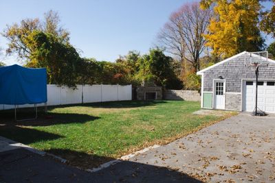 39 Perkins St, House other with 3 bedrooms, 2 bathrooms and 2 parking in Somerset MA | Image 3