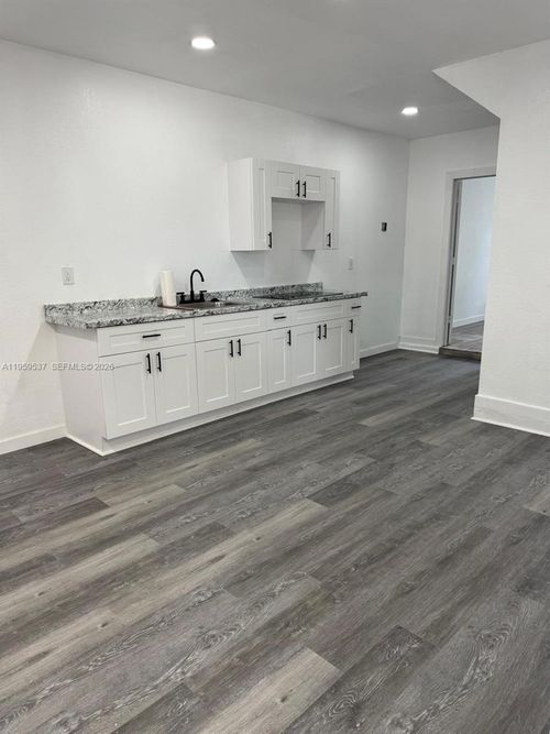 0-613 Ne 5th St, Florida City, FL, 33034-3258 | Card Image