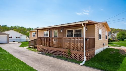 1146 Seborn Ave, South Zanesville, OH, 43701-5658 | Card Image