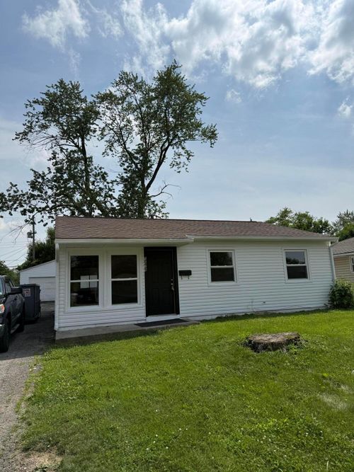 1679 Burley Dr, Columbus, OH, 43207-2705 | Card Image