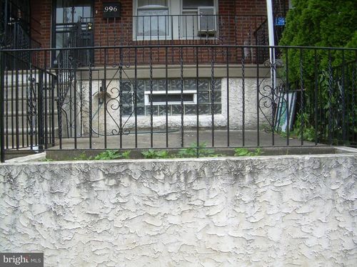996 Anchor St, PHILADELPHIA, PA, 19124-1036 | Card Image