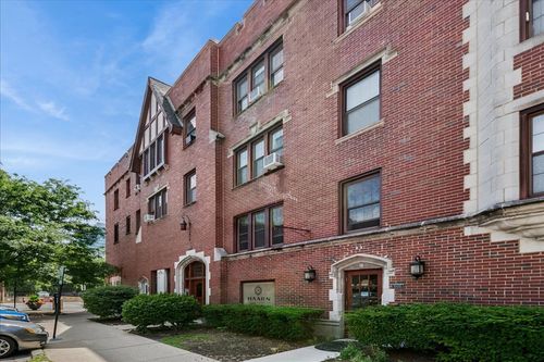 206-1103 Holly Court, Oak Park, IL, 60301 | Card Image