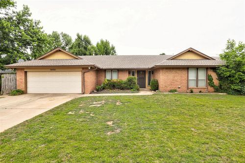 10421 Paisley Rd, Yukon, OK, 73099-7861 | Card Image