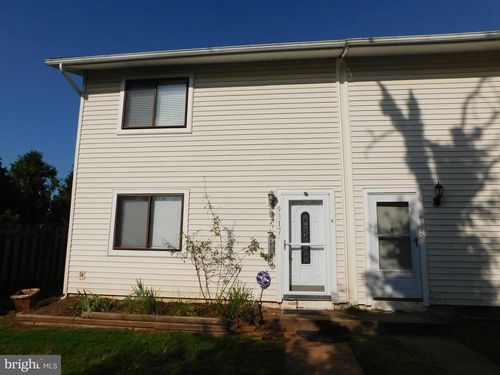 9317 Woodlea Ct, MANASSAS, VA, 20110-5601 | Card Image